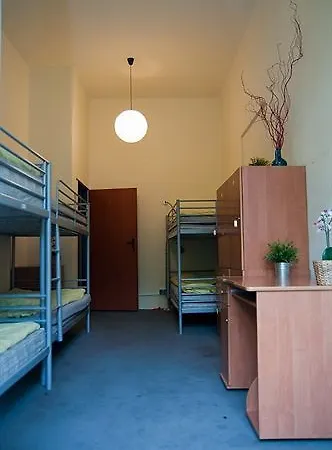 Auberge de jeunesse Yellow *